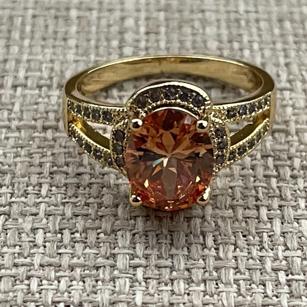 Women Rings Gold Plated Fashion Jewelry Rings Lab Created Stone Size 8 - Picture 2 of 12